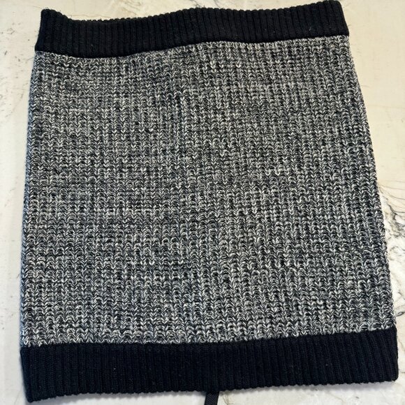 Lululemon Zip Knit Black / Grey Wool Neck Warmer Scarf - Picture 4 of 8